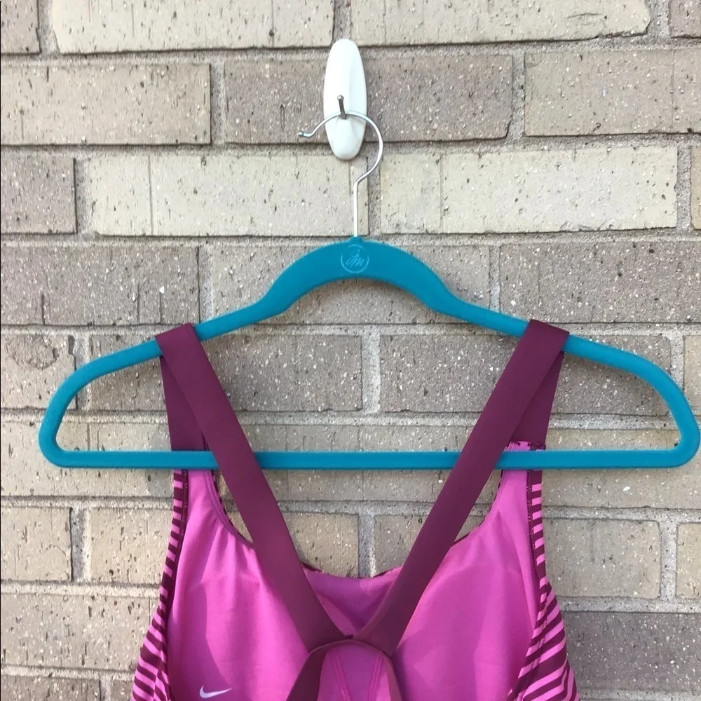Nike’s Woman’s Workout Top
